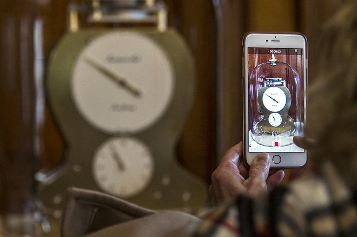 L'horlogerie et les métiers du temps sont au coeur des compétences industrielles neuchâteloises. © KEYSTONE/LEO DUPERREX