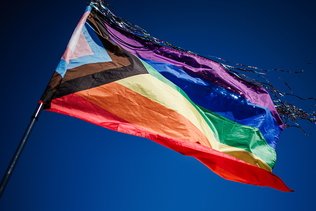 Une nouvelle loi anti-LGBT+ prévoit jusqu'à 15 ans de prison